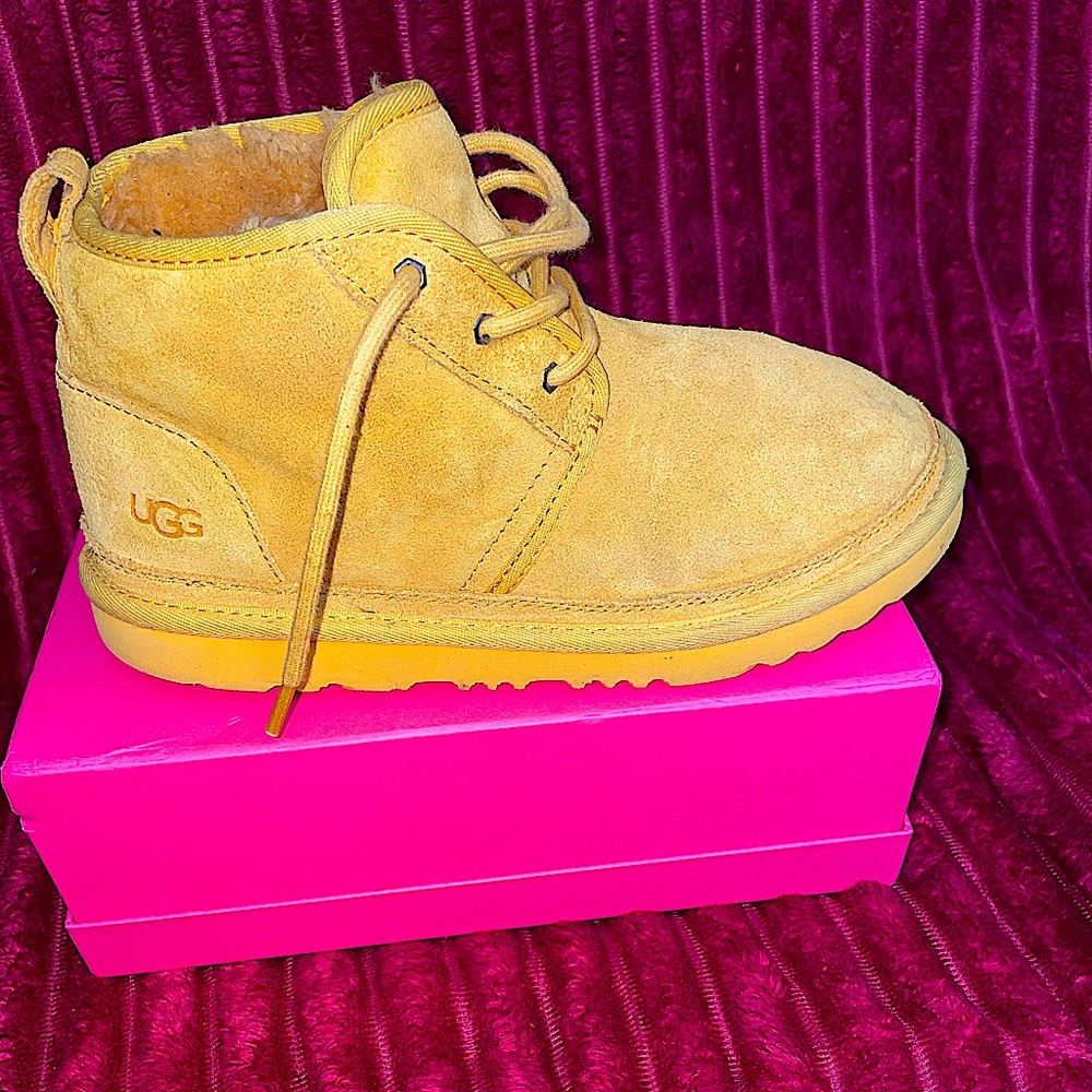 Butter yellow lace up Uggs